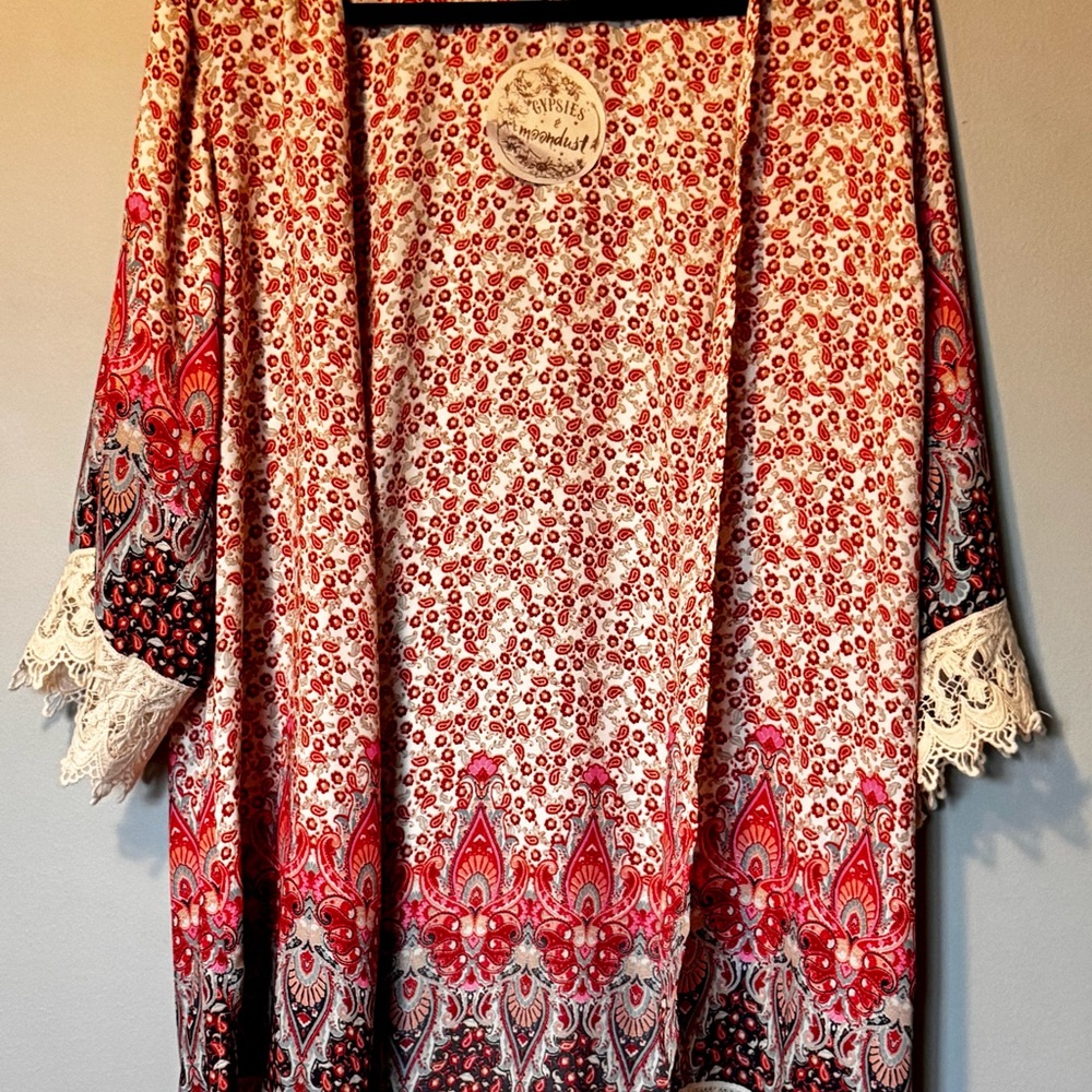 Vibrant Red and Cream Floral Kimono